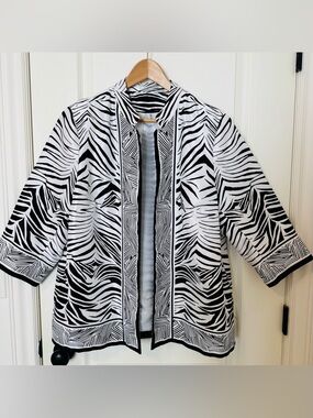 TanJay Women’s Black & White Zebra-Print Open Front Jacket Size 18 NWOT
